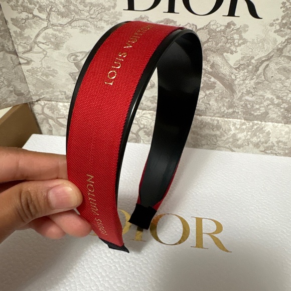 Louis Vuitton Ribbon Headband - Picture 4 of 7